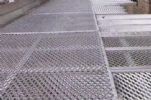 Anti-Slip Expanded Metal Walkway